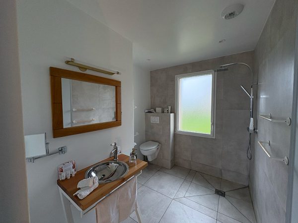Photo-babord-salle-de-bain.jpg